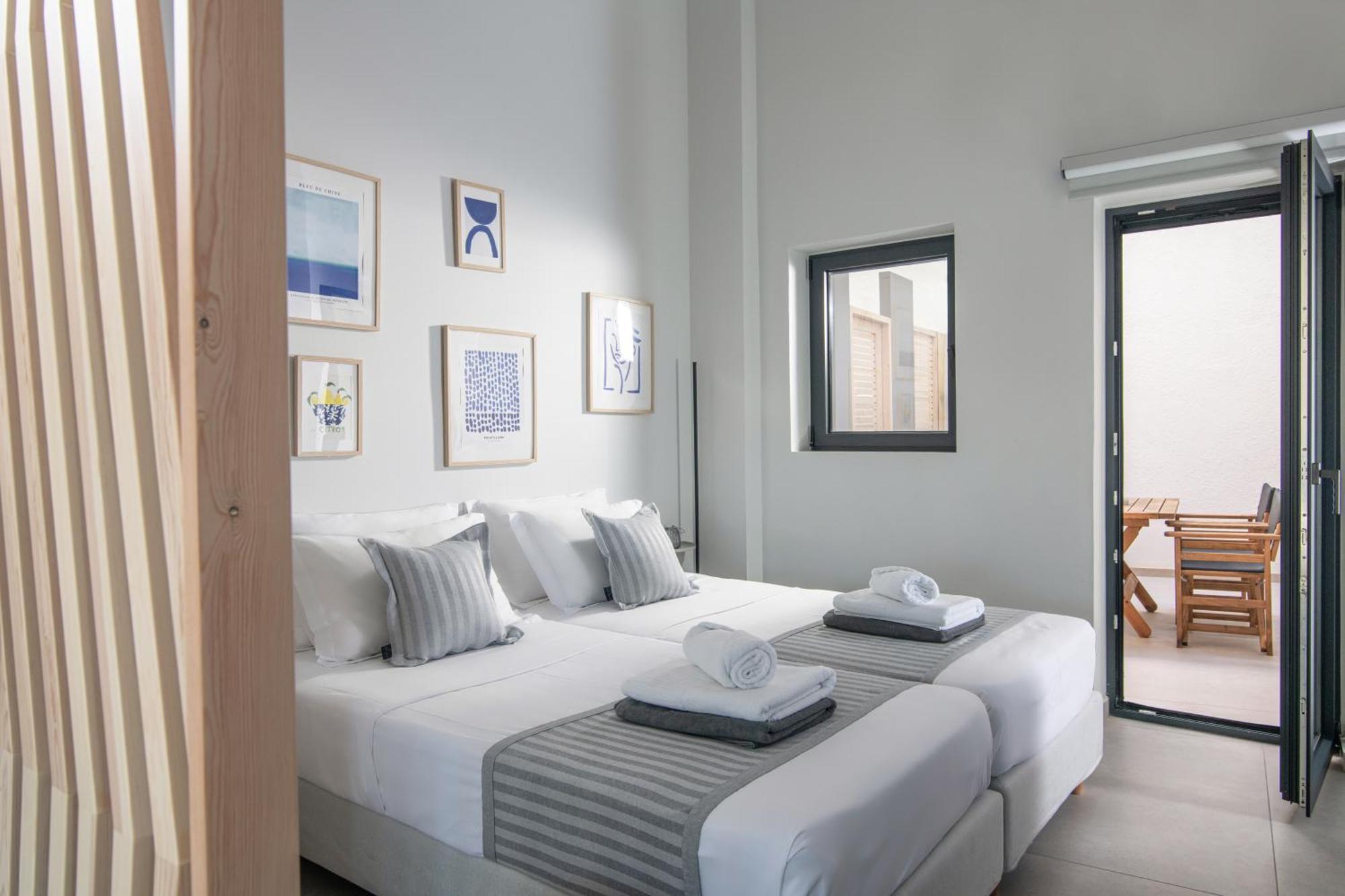 Beachfront Salty Sea Luxury Suite 2 圣尼古拉奥斯 外观 照片